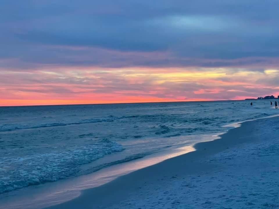 5 Star Resort 11Th Fl Stunning Sunrise 2Br 2Ba King Suite,Pools ,Shuttle Or Walk To Beach デスティン エクステリア 写真